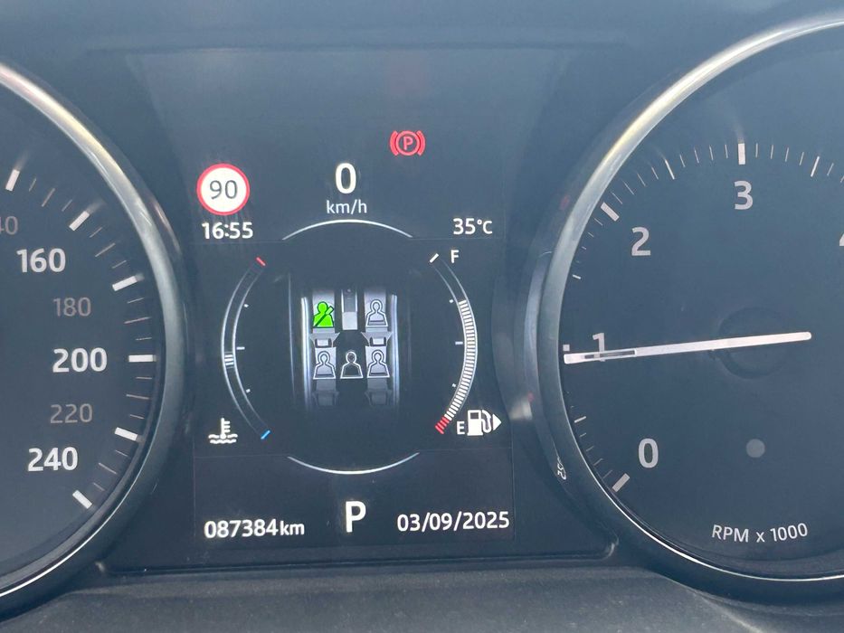 Range Rover Evoque 2.0 TD4 4x4 Automată – 2017 – 87.000 km