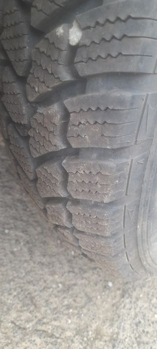 Vând Iveco Daily  35 C 10  în stare bună.