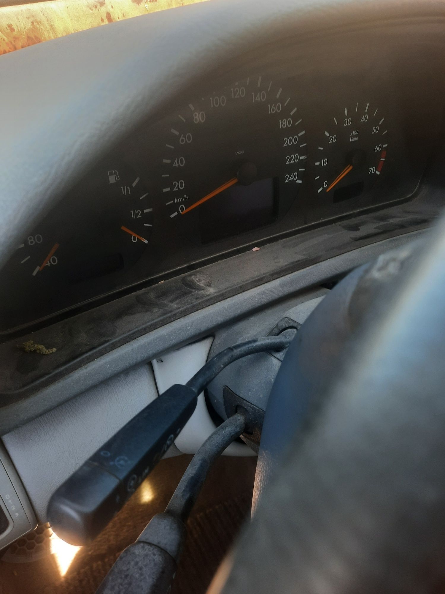 Мерцедес цлк clk 200 w208 на части