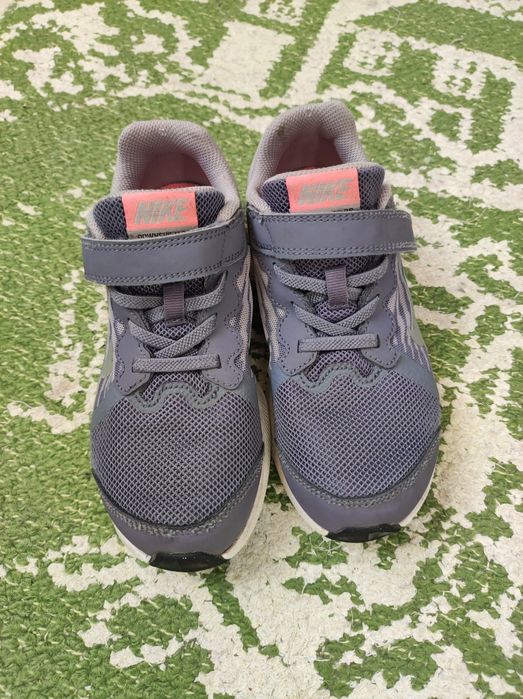 Маратонки Nike 31 ви номер