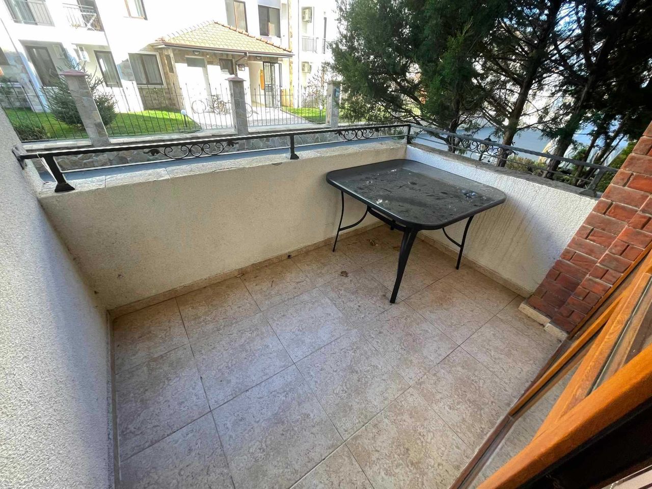 Дава се под наем Едностаен апартамент в Несебър - 60 кв.м за 350 € - Снимка #4