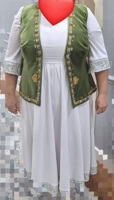 Продаю  срочно одежду