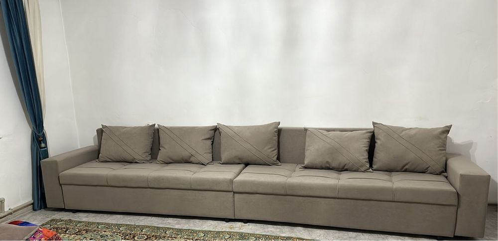 Отличный диван 4 метра