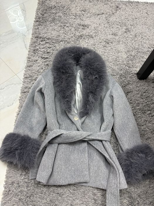 Palton nou cu blanita