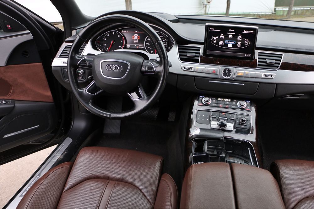 Vând Audi A8 333 cp 2016