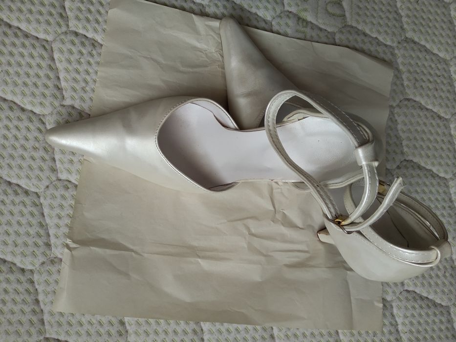 Сватбени обувки