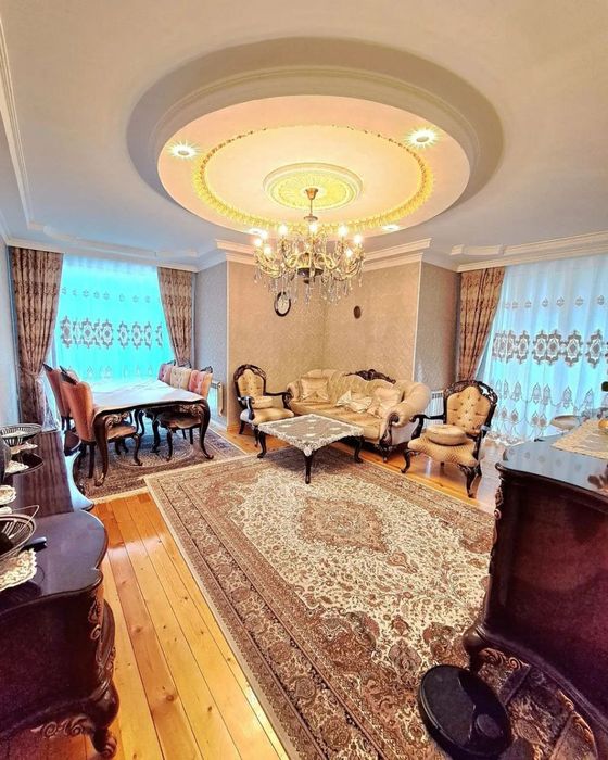 У меня есть квартира возле метро Новза (Чиланзар), сдаю в аренду.