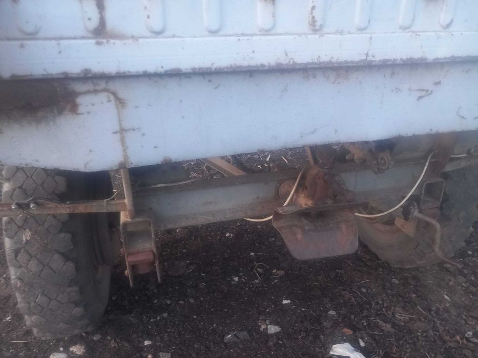 Remorca 7 tone are și roata a 5-a