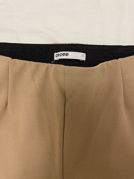 Нов дамски панталон Cropp