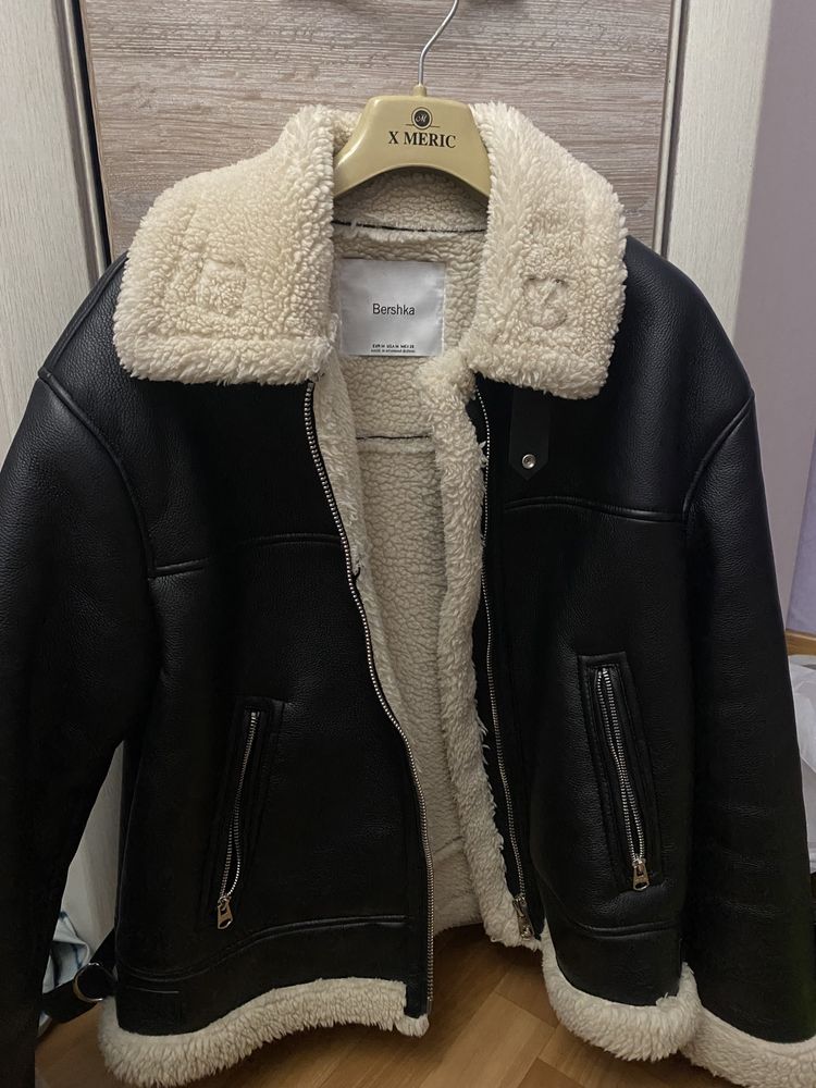 Дубленка bershka идеальное состояние