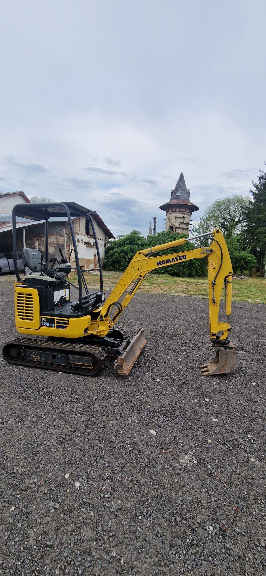 Miniexcavator komatsu pc 16R 1800 kg, jcb, takeuchi, caterpilar,