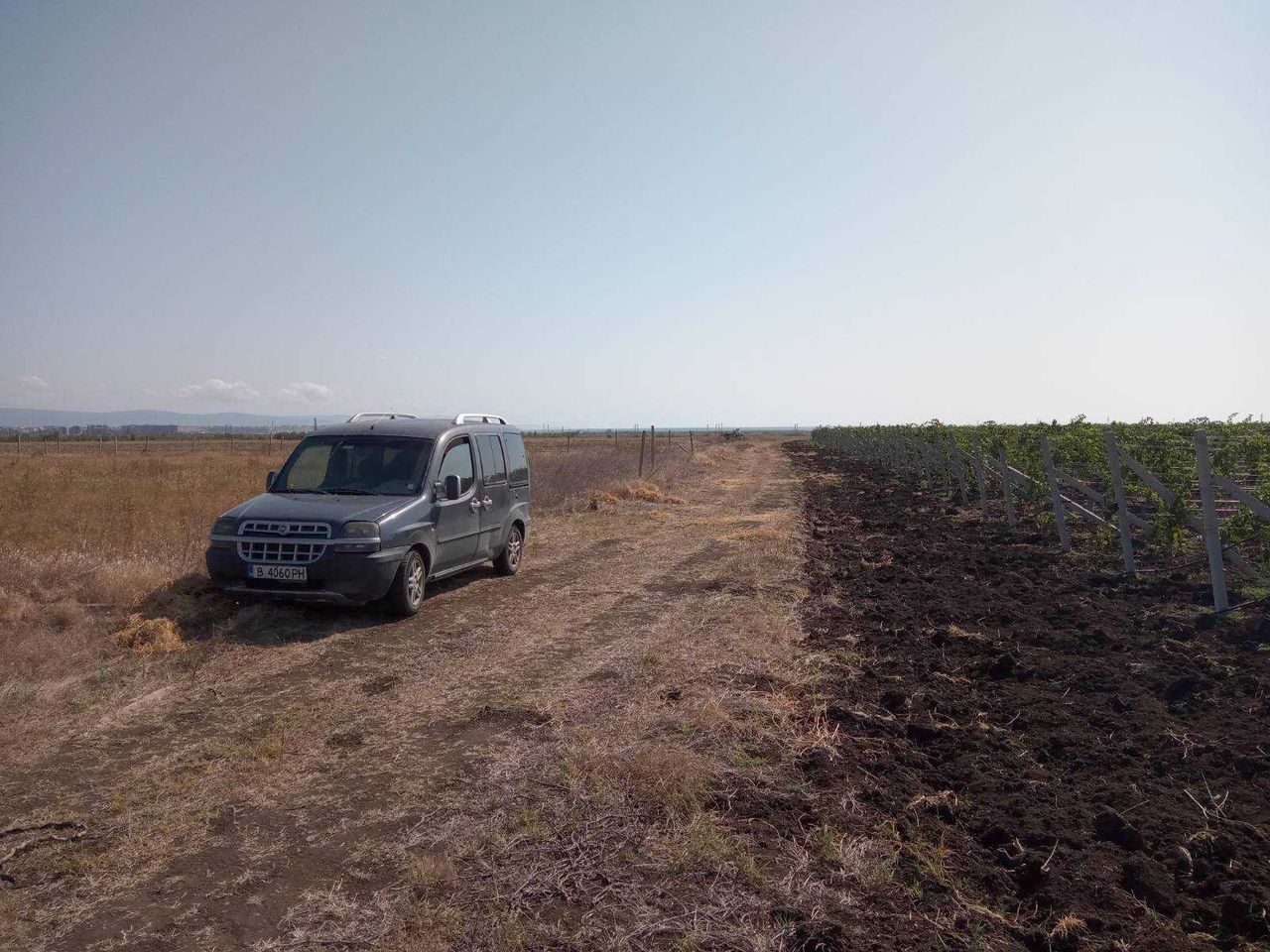 Продава се Парцел в Поморие - 8148 кв.м за 7 €/кв.м - Снимка #11