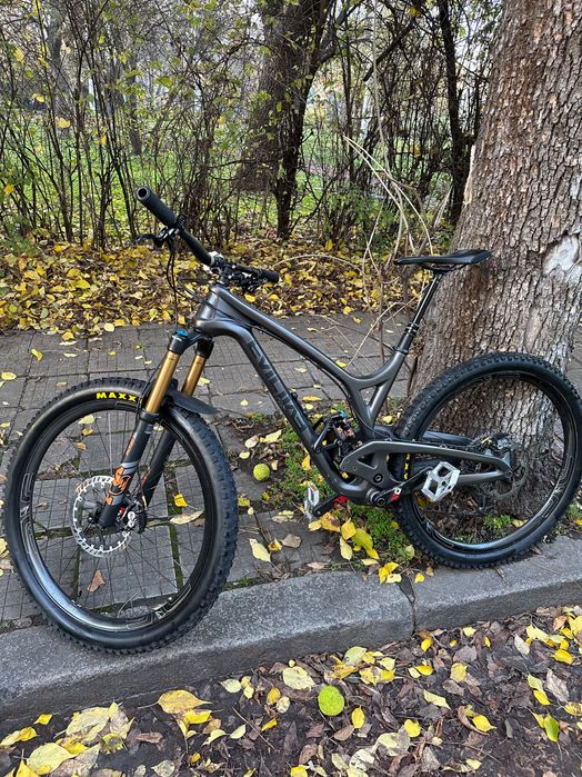 Карбоново ендуро EVIL INSURGENT 29 L