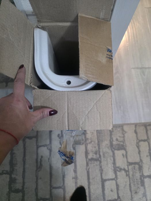 Продам б/у раковину, самовывоз