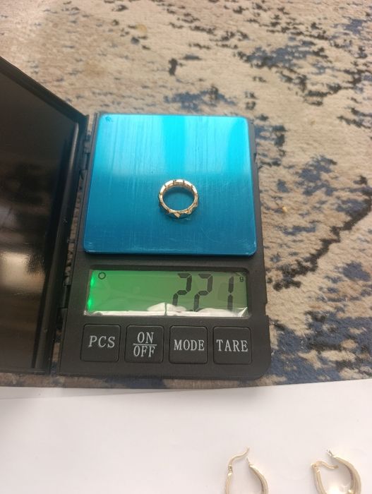 Золотое кольцо, CARTIER ,вес 2,21 проба 585, размер 18,5