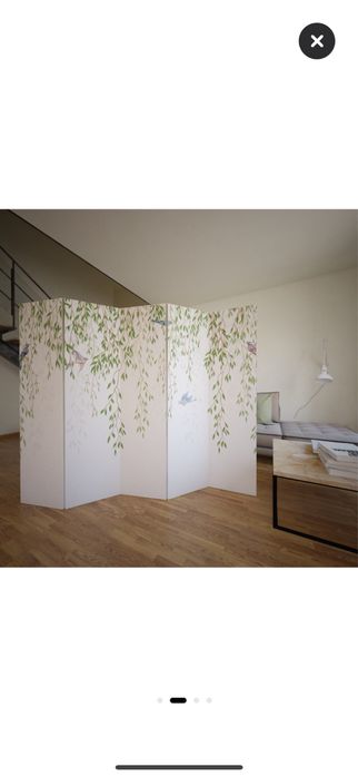 Сгъваем параван, без видими следи от употреба.