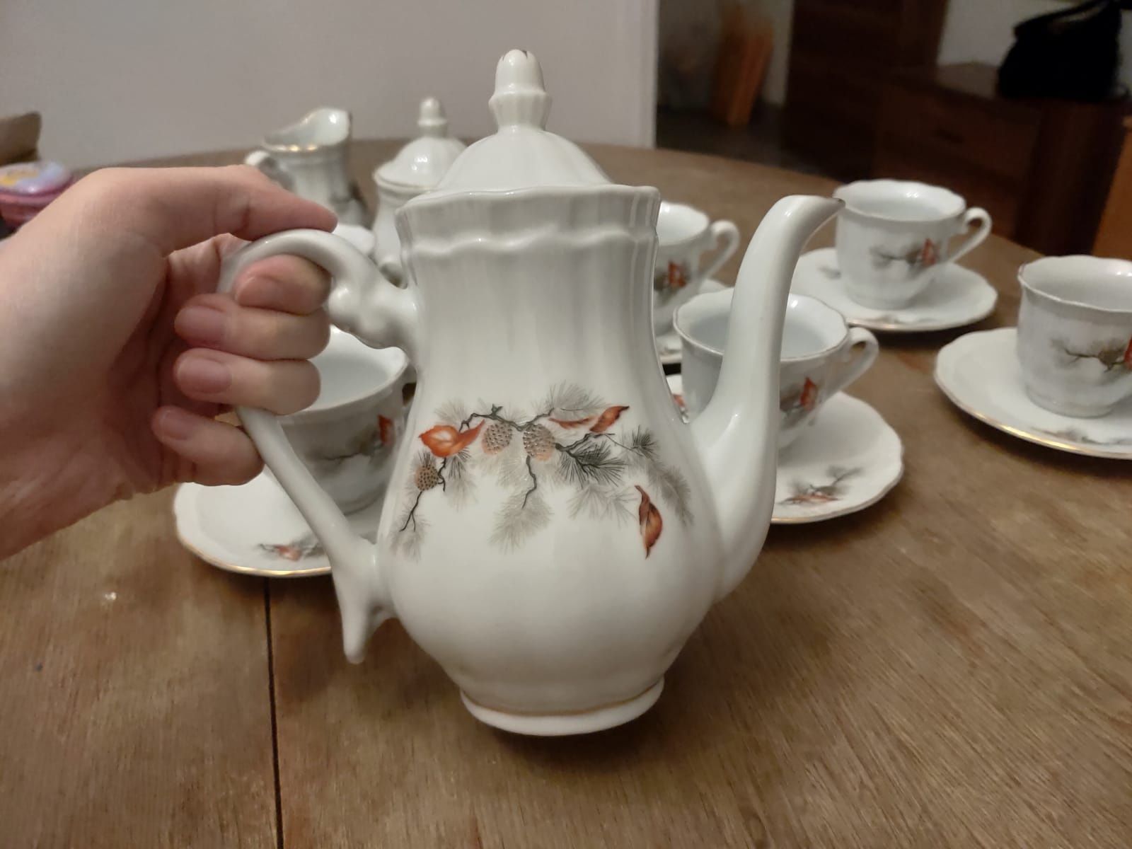 Фарфоровый кофейный сервиз