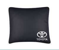 Подушка-одеяло для автомобиля Toyota