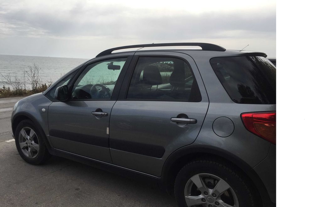 SUZUKI SX4 1.6 бензин.120 лс. Автомат.63 200 км реален пробег.