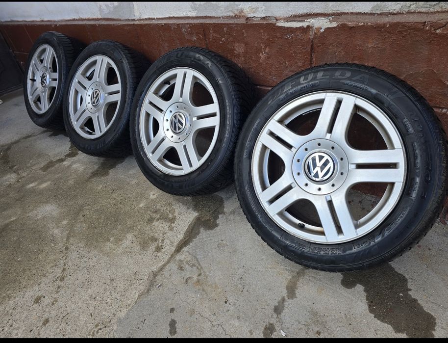 Продавам летни джанти 16.ки от wv passat без кривини и без заварки