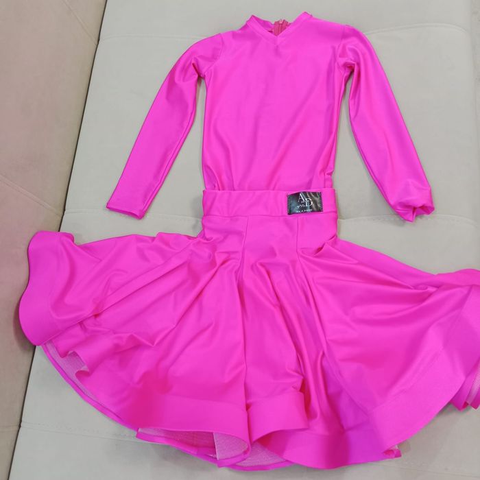 Рейтинговое платье. В идеальном состоянии. Из люкс ткани.