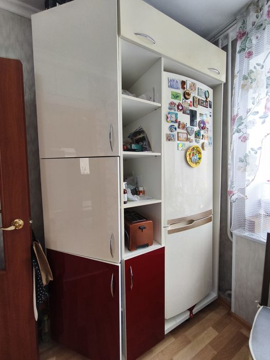 Продам шкаф кухонный