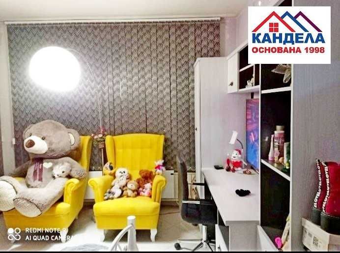 Продава се Тристаен апартамент в Бургас, Братя Миладинови - 75 кв.м за 1760 €/кв.м - Снимка #11