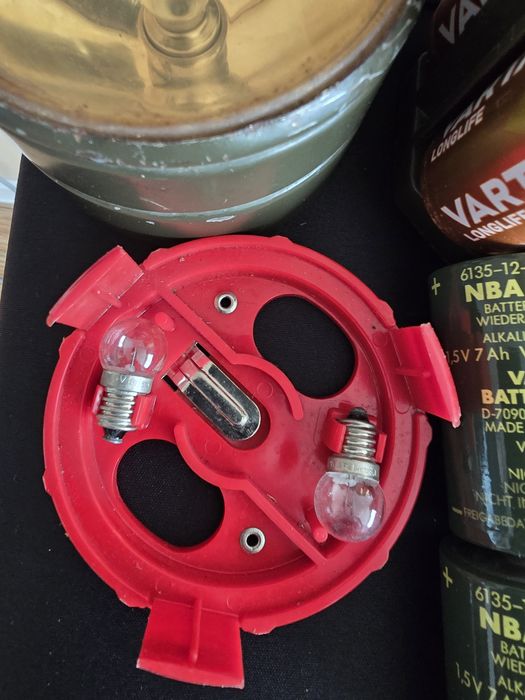 Vintage военен  фенер Варта/ Varta