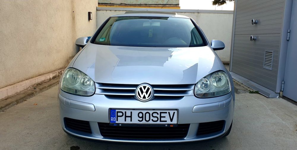 Vw Golf 5 ' 1.6mpi Navigație ' Fara Rugina sau Probleme ' Proprietar