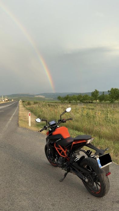 KTM DUKE 390 2023