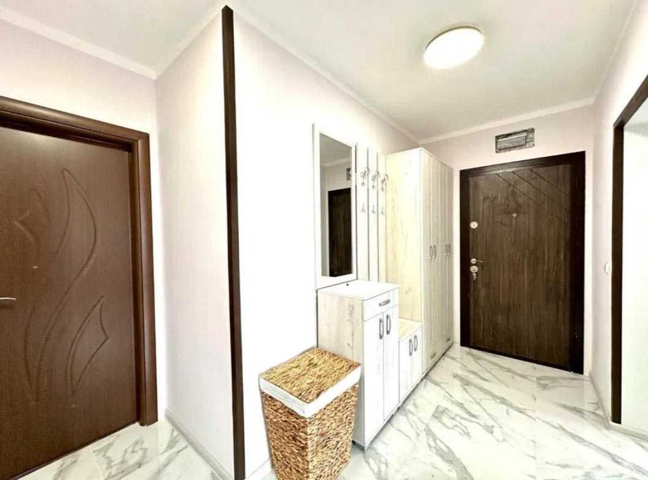 Продава се Тристаен апартамент в Велико Търново, Бузлуджа - 90 кв.м за 1723 €/кв.м - Снимка #6