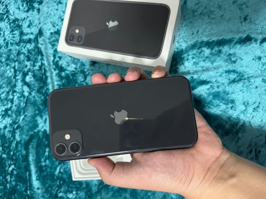 Айфон 11 64 гб продам