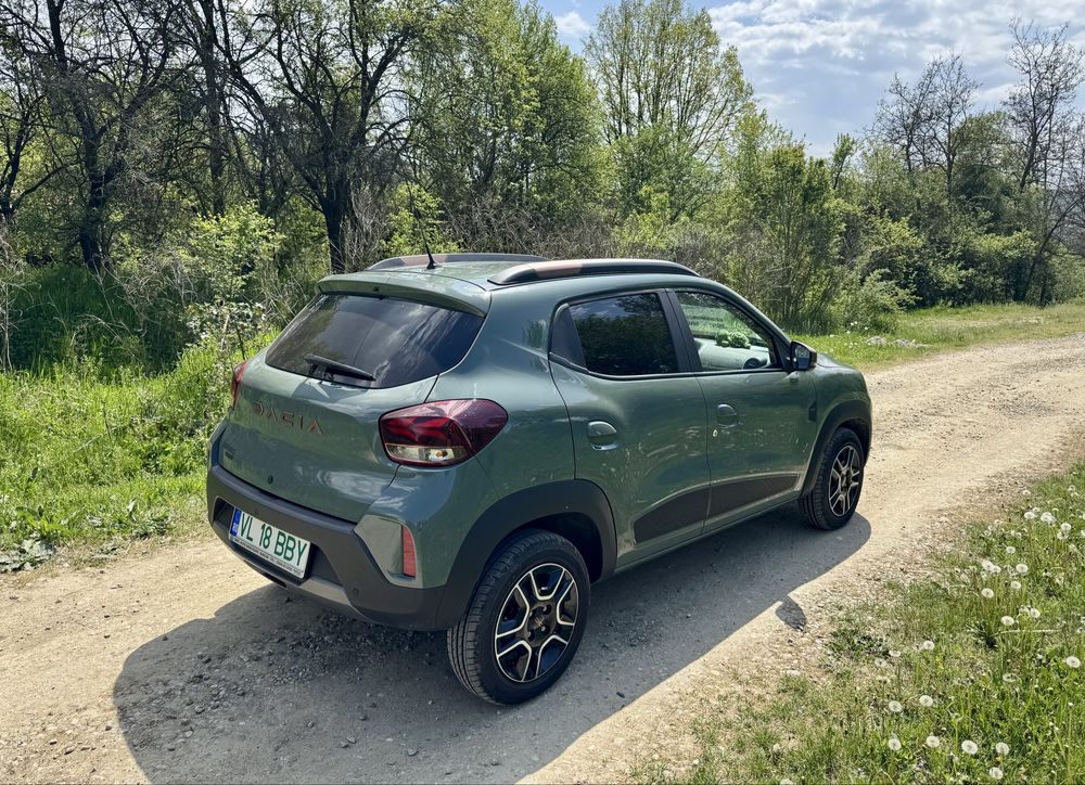 Dacia Spring Extreme 65 cp full option, garantie, ca noua