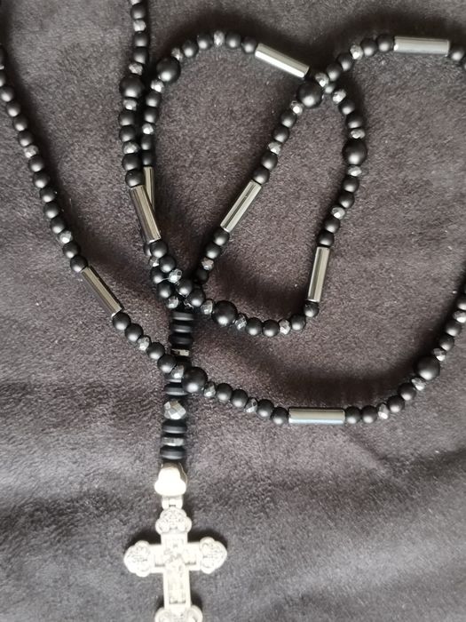 Lănțișor, Rozaliu cu cruciuliță de argint