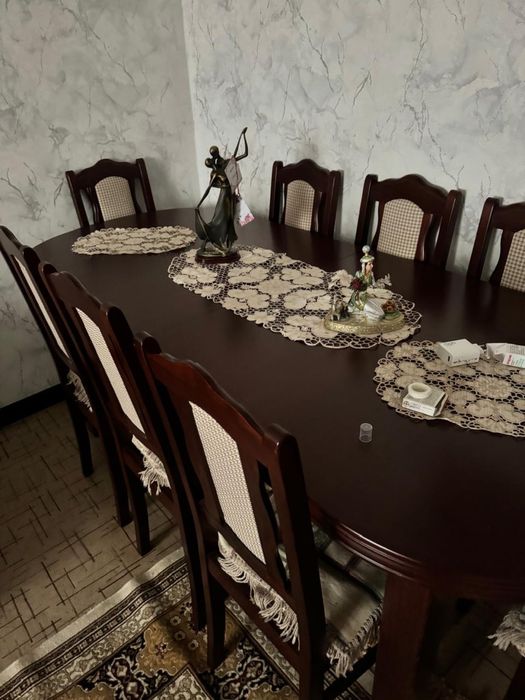 Продам стол со стульями