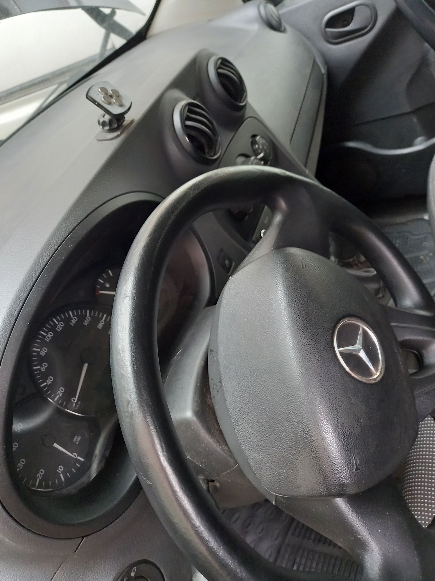 Mercedes Citan Мерцедес Цитан