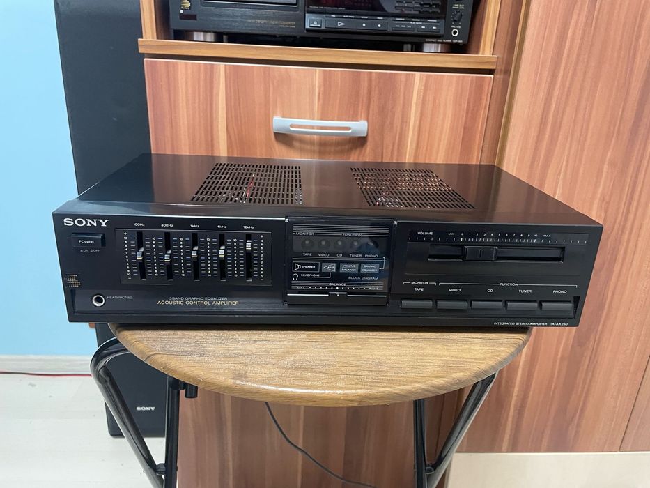Sony TA-AX250 Integrated Stereo Amplifer
