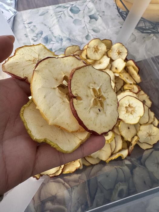 Сушени ябълки за декорация