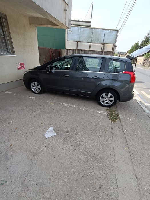 Peugeot 5008 SW Benzin 1.6 2011 Trapă 3150€