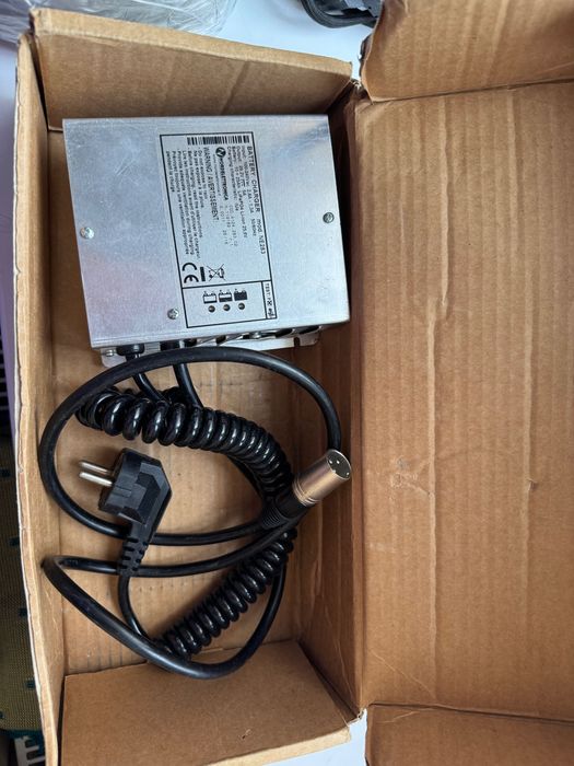 Блок питания Италия NE283 Nordelettronica 29,2V 5A, профессиональный!!