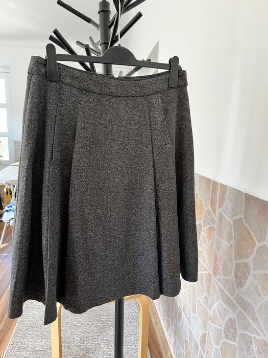 Fusta dama stofa Yessica  nouă
