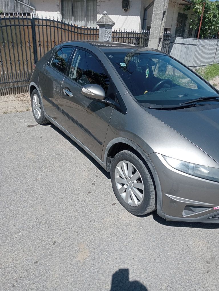 Honda civic 1.4  2006