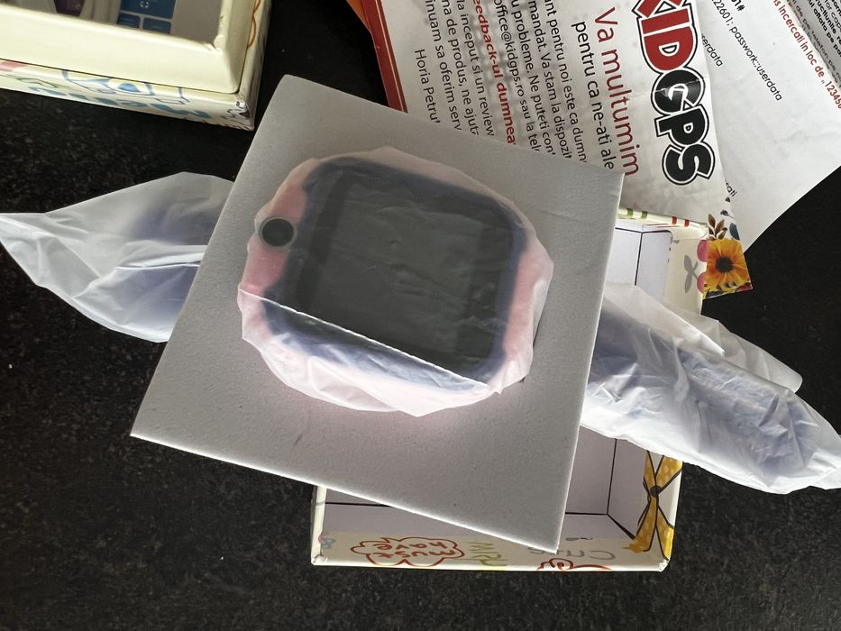 Smartwatch NOU cu sim pentru copii!