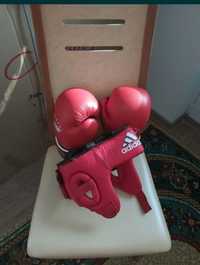 Продаются боксёрские перчатки и шлемы