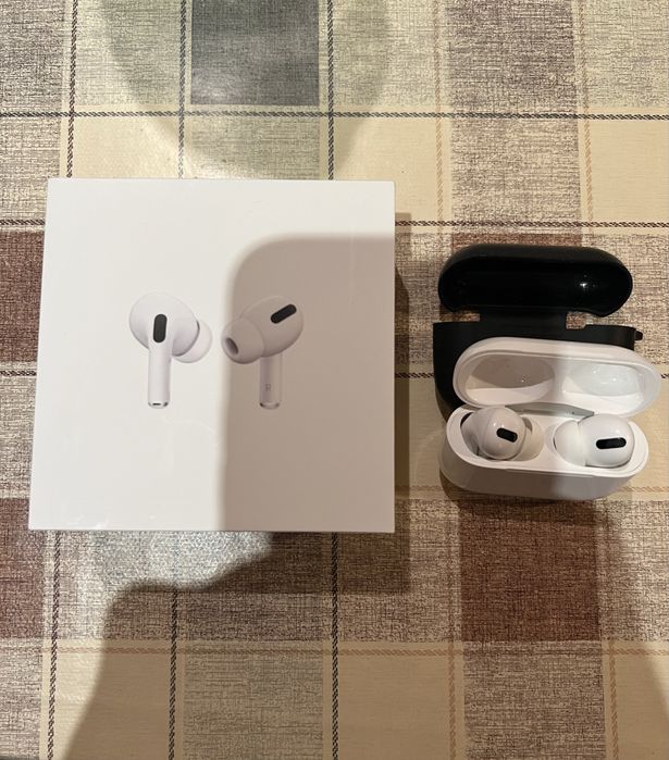 AirPods Pro 2 MagSafe Case(неработещя Лява)
