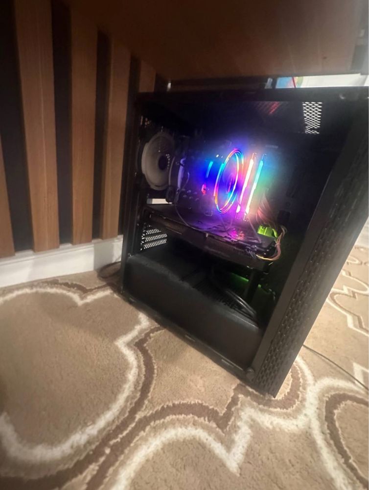 Продам игровой комп тянет все игры