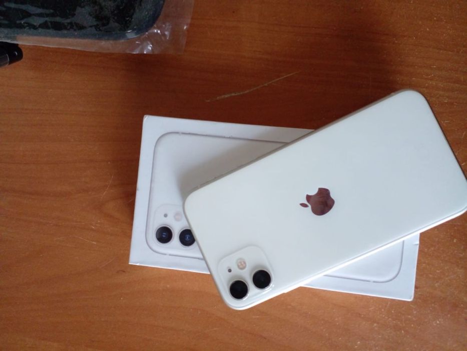 Продам iphone 11