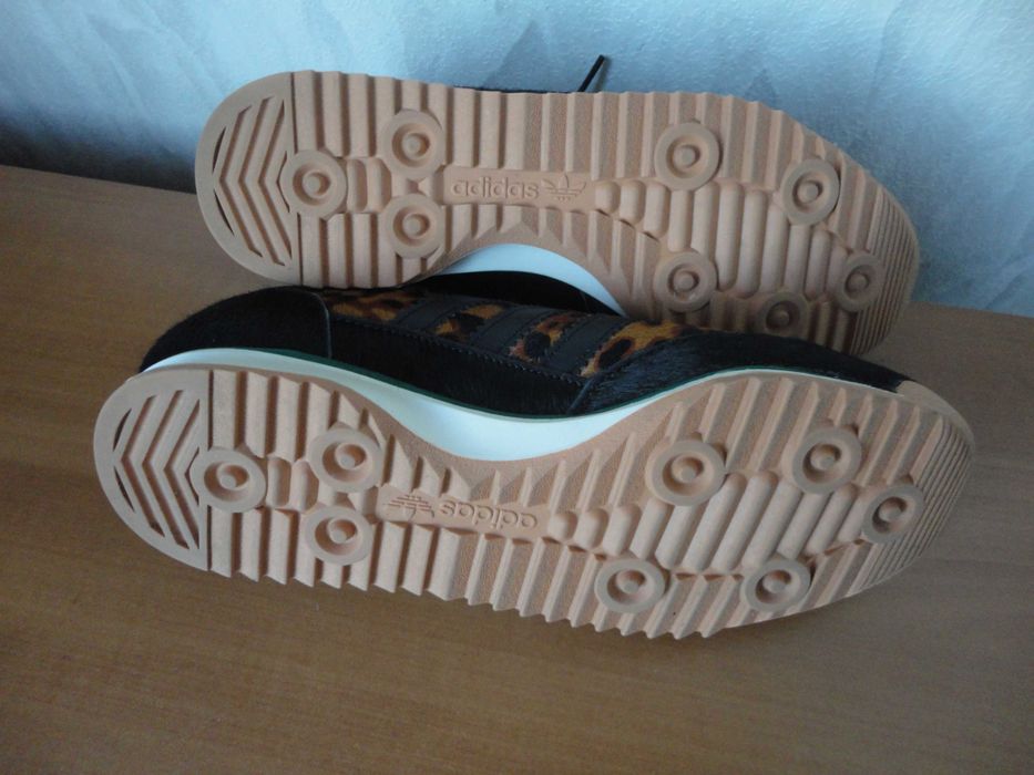 N37,5 Adidas/нови/естествена кожа/дамски маратонки