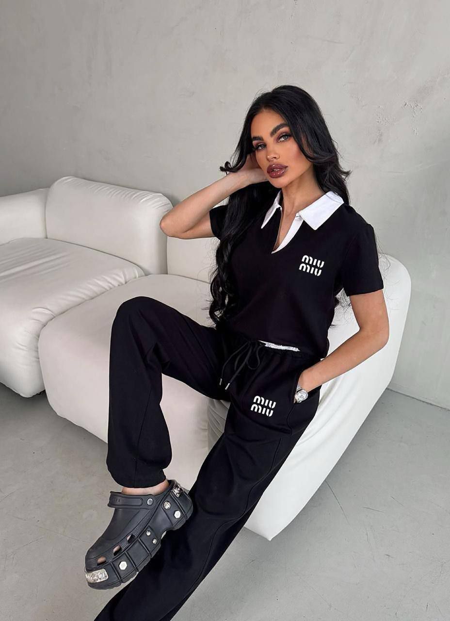 Compleuri de vânzare miu miu