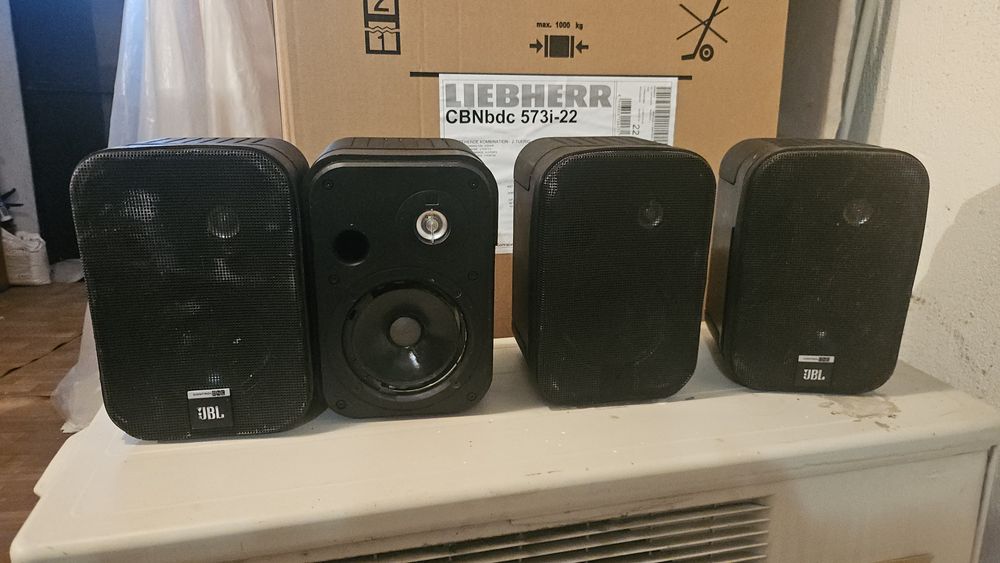 Jbl control one работещи